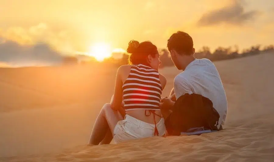 The Art of Discovering the Right Companion: An Overview to Modern Dating